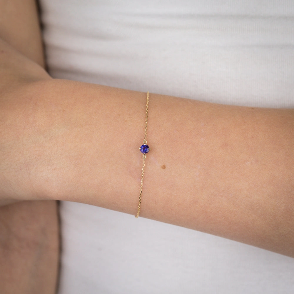 0.23 Carat Amethyst Adjustable Bracelet 17cm in 9ct Yellow Gold