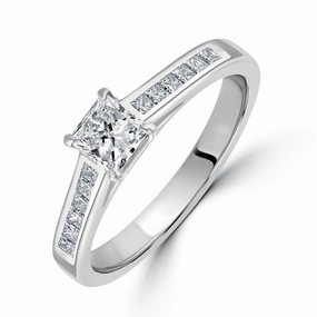 0.41ct Diamond Princess Cut Solitaire with diamond shoulders Platinum Ring