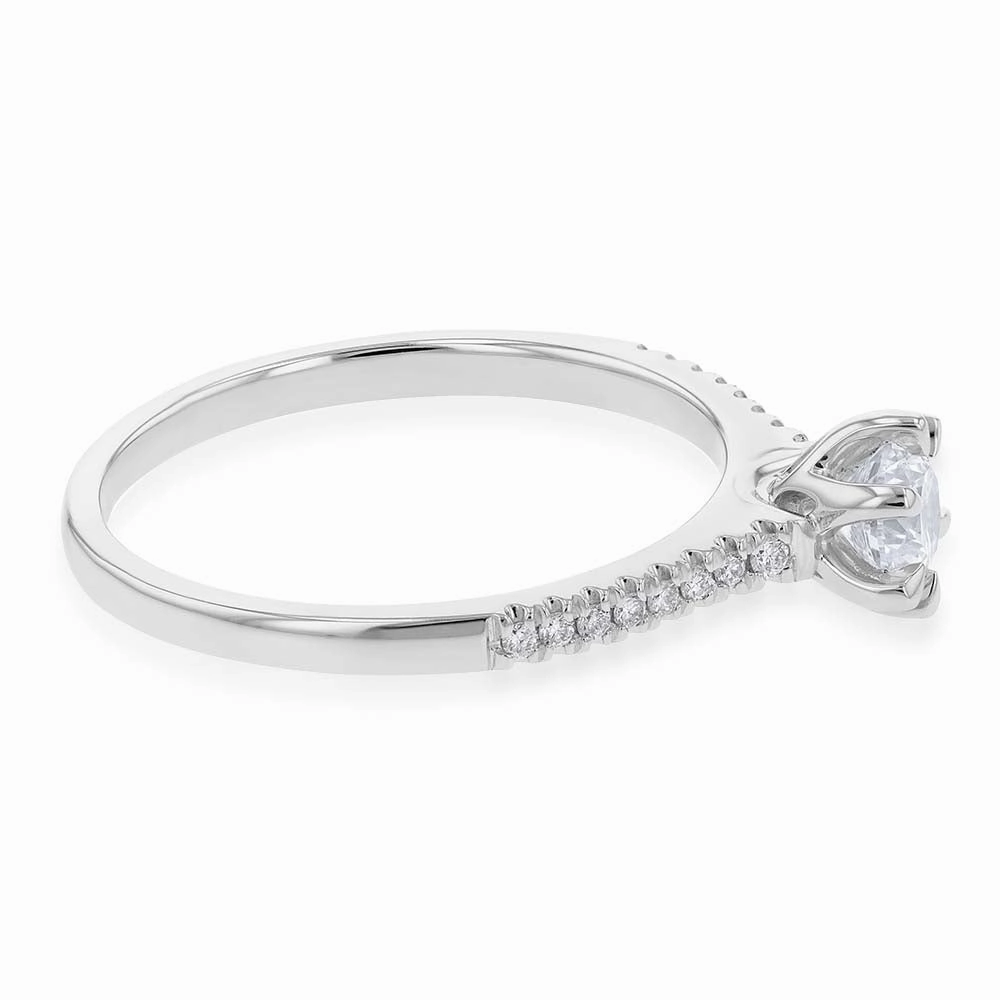 18ct White Gold 0.60 Carat Solitaire with 1/2 Carat Certified Centre Diamond