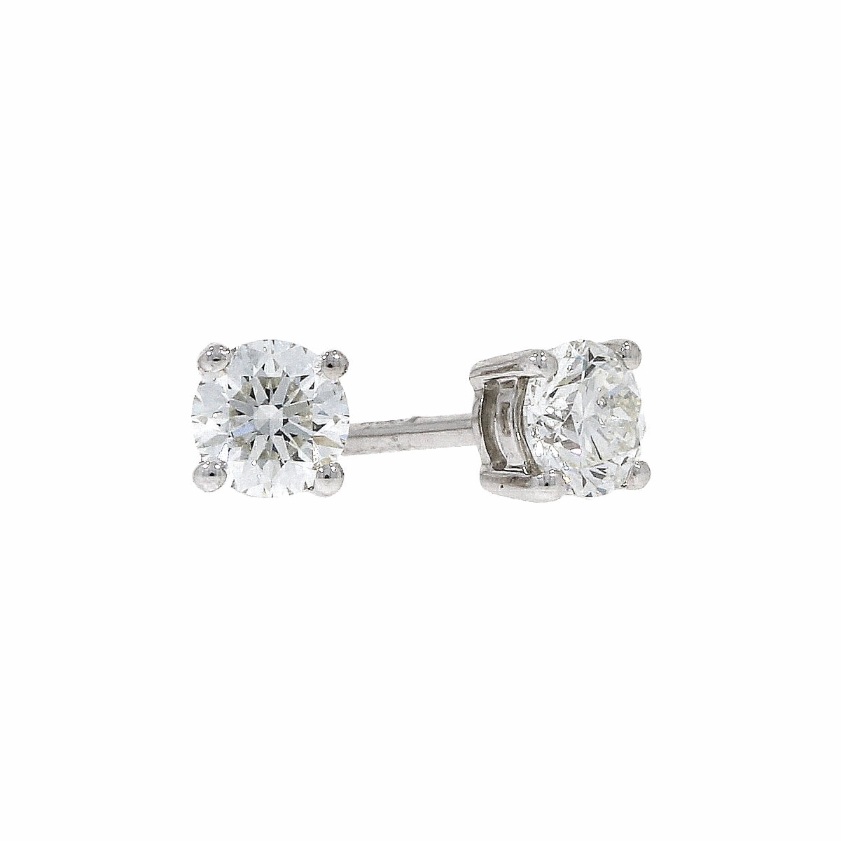 18ct white gold 4 claw solitaire diamond earrings