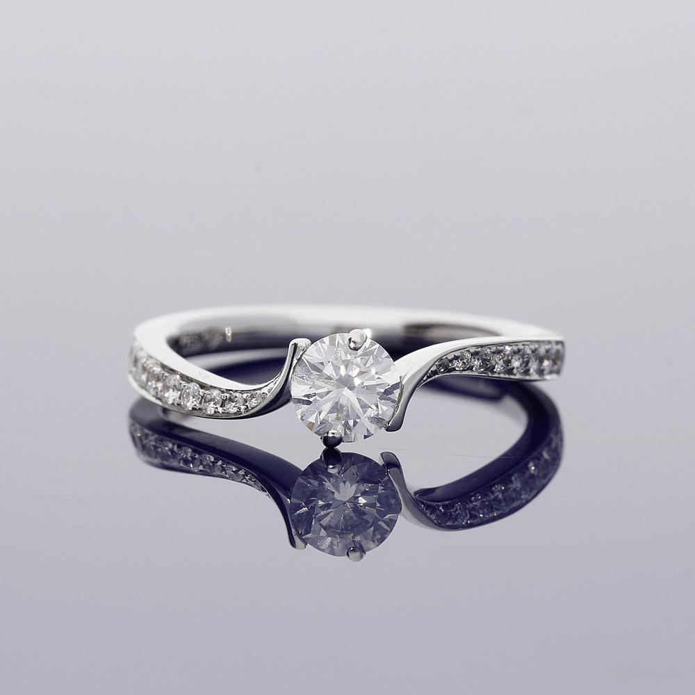 18ct White Gold Certificated 0.46ct Diamond Solitaire Twist Ring with Diamond Set Shoulders
