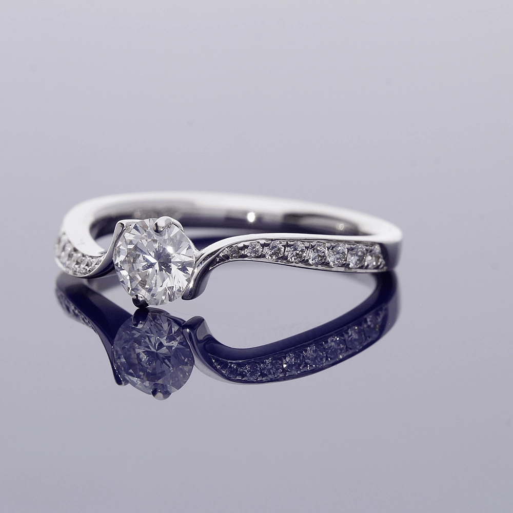 18ct White Gold Certificated 0.46ct Diamond Solitaire Twist Ring with Diamond Set Shoulders