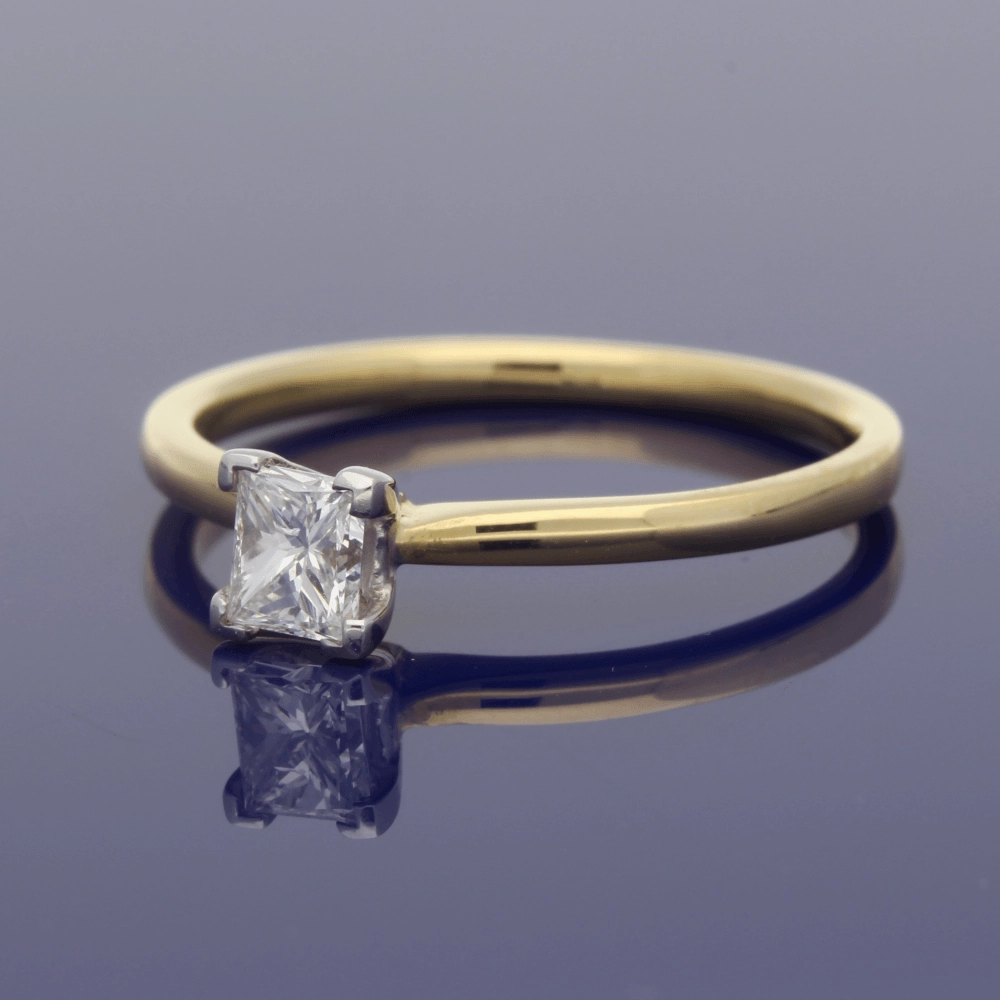 18ct Yellow Gold 0.39ct Princess Cut Diamond Solitaire Ring
