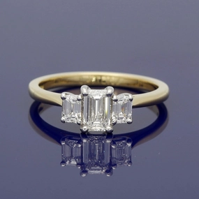 18ct Yellow Gold Certificated Emerald Cut Diamond Trilogy Ring