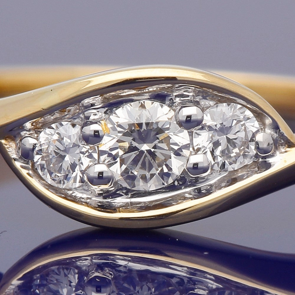 18ct Yellow Gold Diamond Trilogy Twist Ring