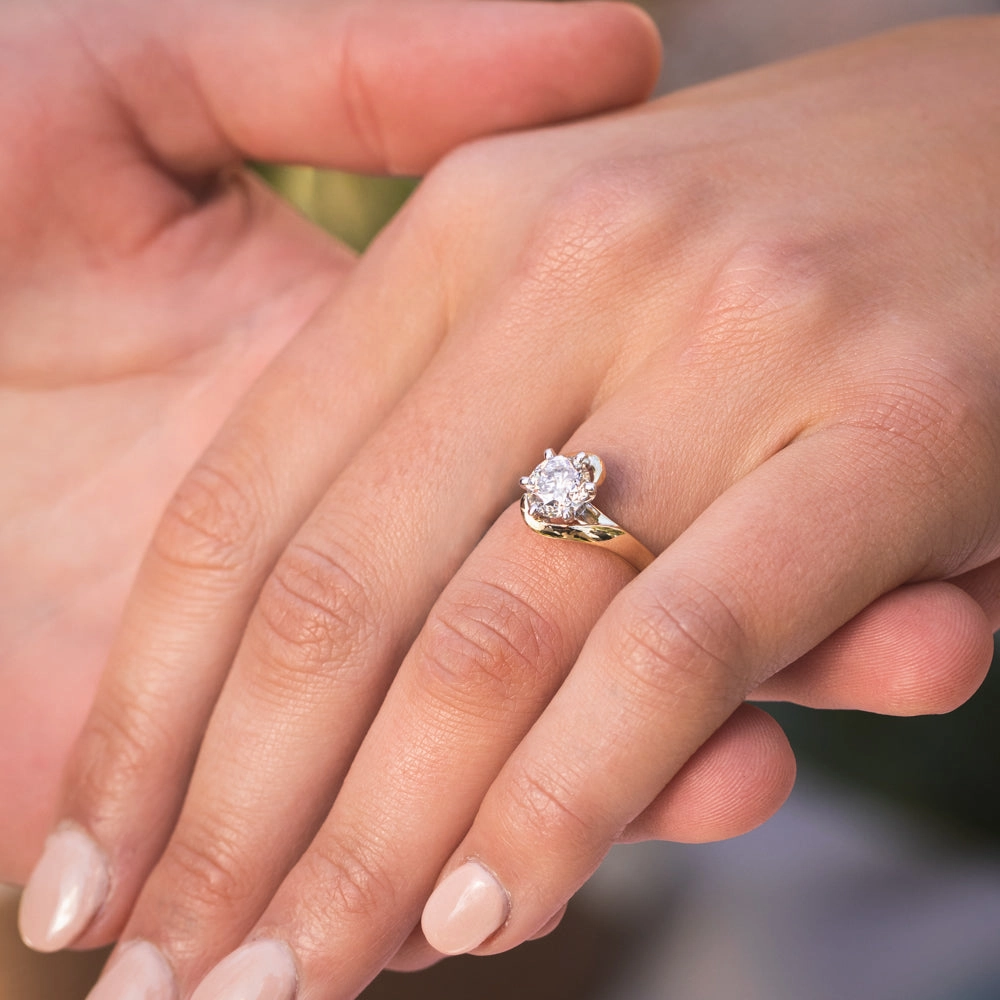 18ct Yellow Gold Solitaire Ring With 1.5 Carat Australian Diamond