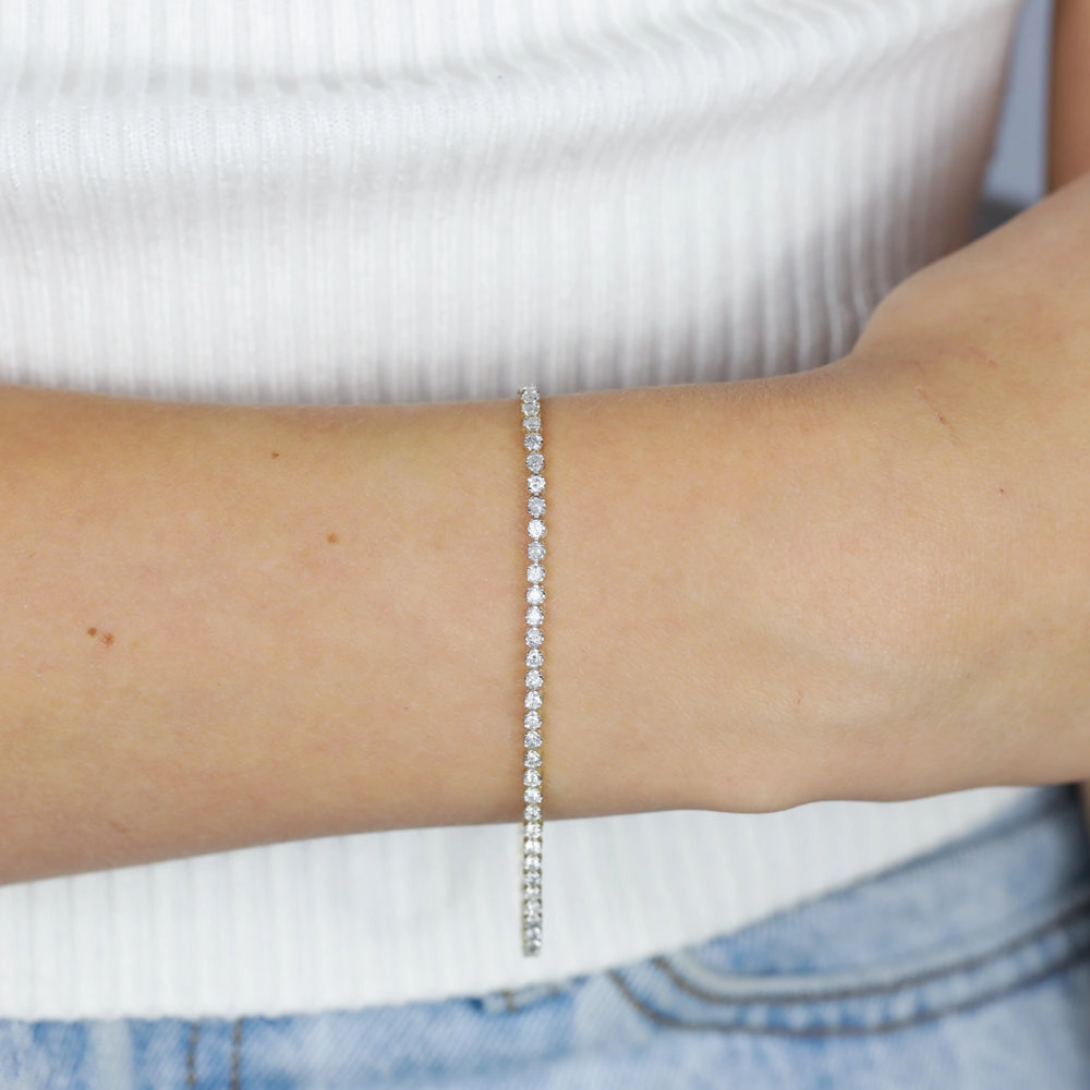 2 Carat 17cm Diamond Tennis Bracelet in 10ct Yellow Gold