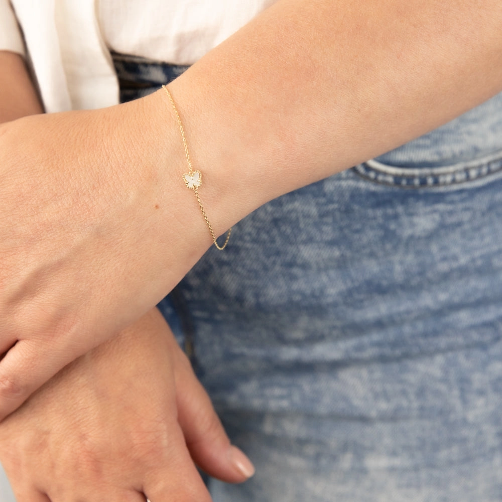 9ct Yellow Gold 19.70cm Butterfly and Mother Of Pearl Bracelet
