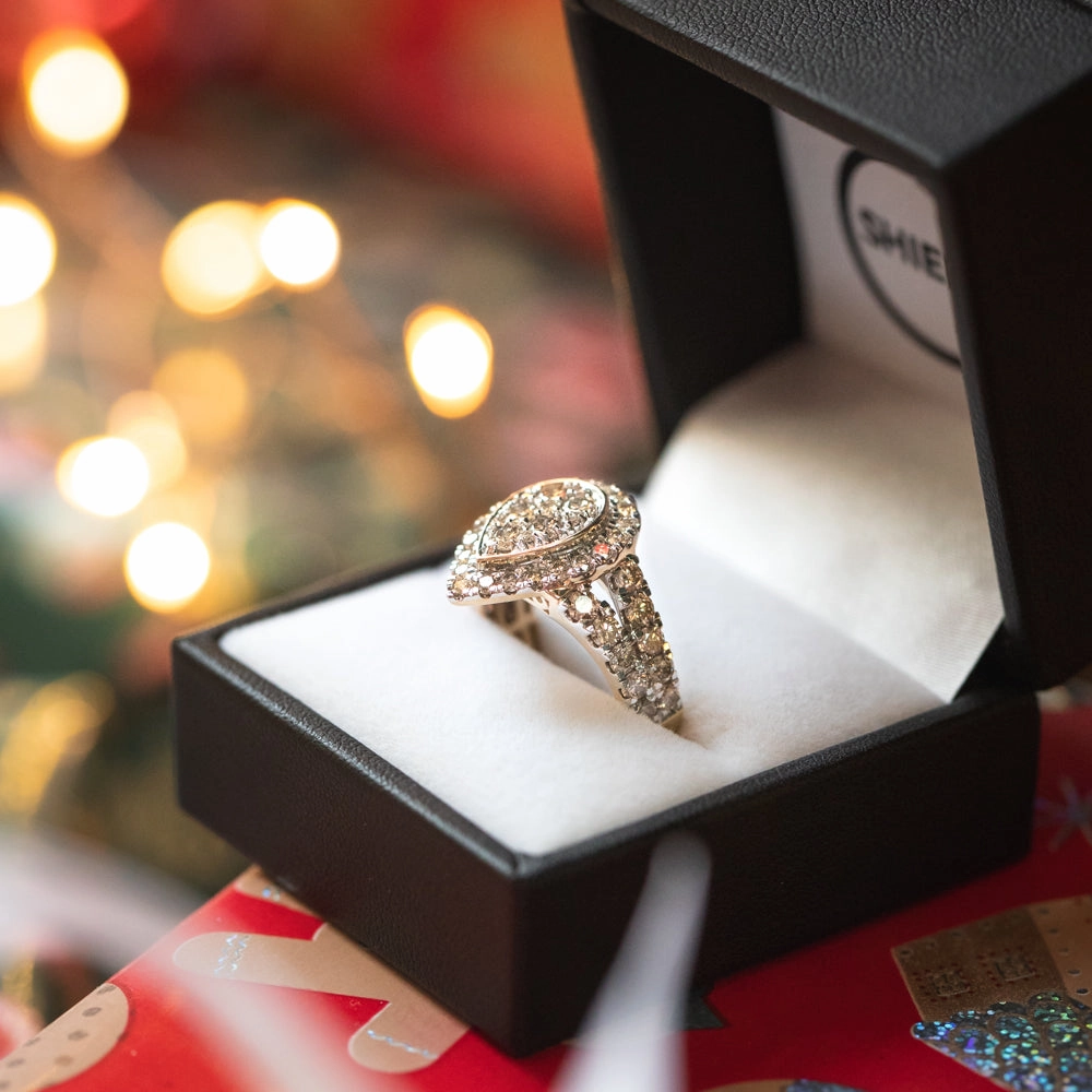 9ct Yellow Gold 2 Carat Diamond Ring with Brilliant Cut Diamonds