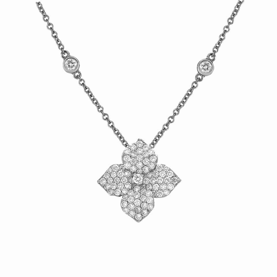 Fiore Small Flower Necklace