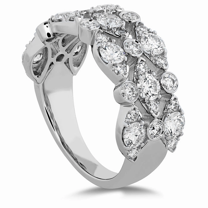 Hearts On Fire Bezel Regal Triple Diamond Ring