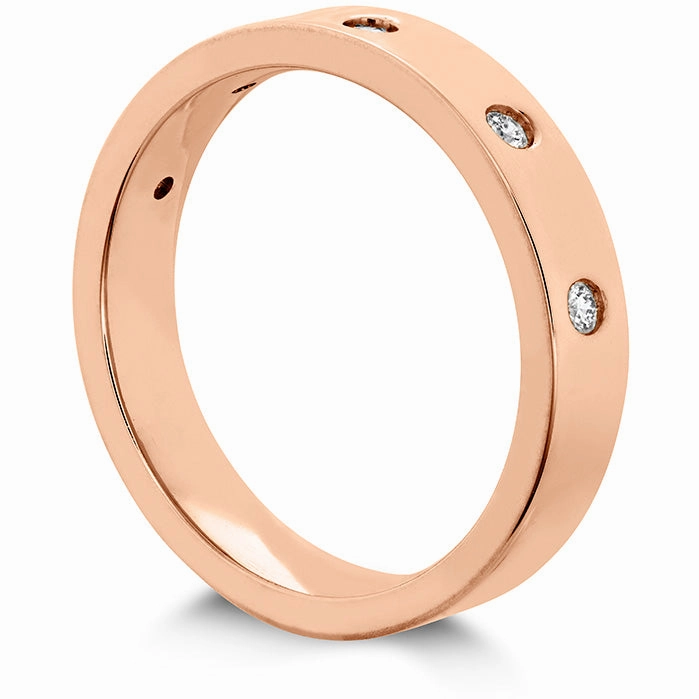 Hearts On Fire Coupled Multi Diamond Flat Burnish Band