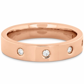 Hearts On Fire Coupled Multi Diamond Flat Burnish Band