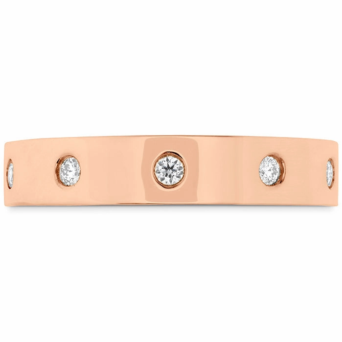 Hearts On Fire Coupled Multi Diamond Flat Burnish Band