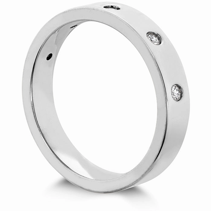Hearts On Fire Coupled Multi Diamond Flat Burnish Band
