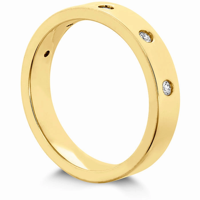 Hearts On Fire Coupled Multi Diamond Flat Burnish Band