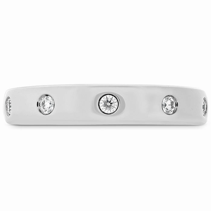 Hearts On Fire Coupled Multi Diamond Round Burnish Band