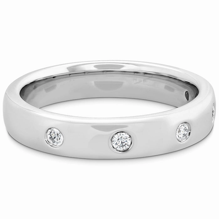 Hearts On Fire Coupled Multi Diamond Round Burnish Band