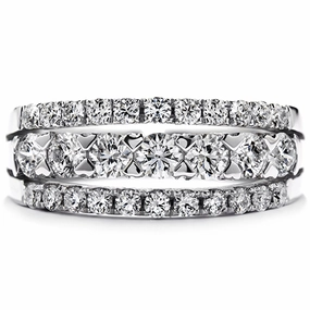 Hearts On Fire Enjoyment Right Hand Diamond Ring