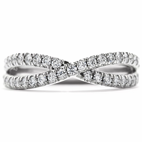 Hearts On Fire Envelop Wedding Band
