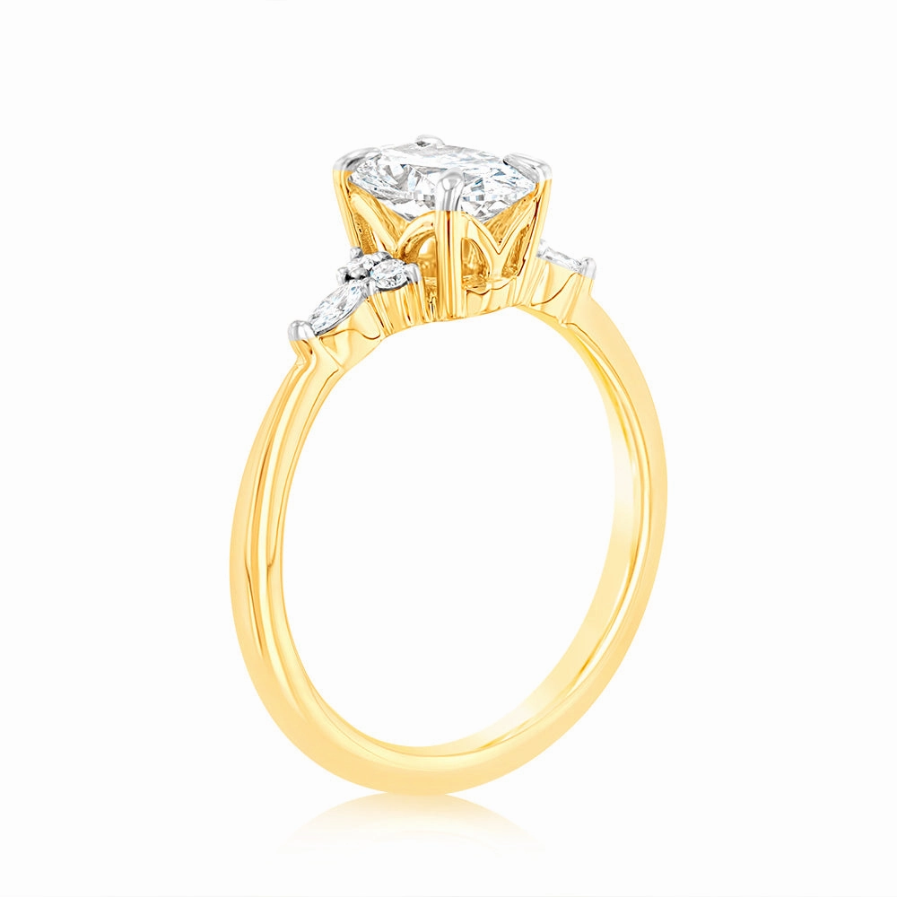 Luminesce Lab Grown 18ct Yellow Gold 1.10 Carat Diamond Solitaire Ring with 1 Carat Oval Center Diamond