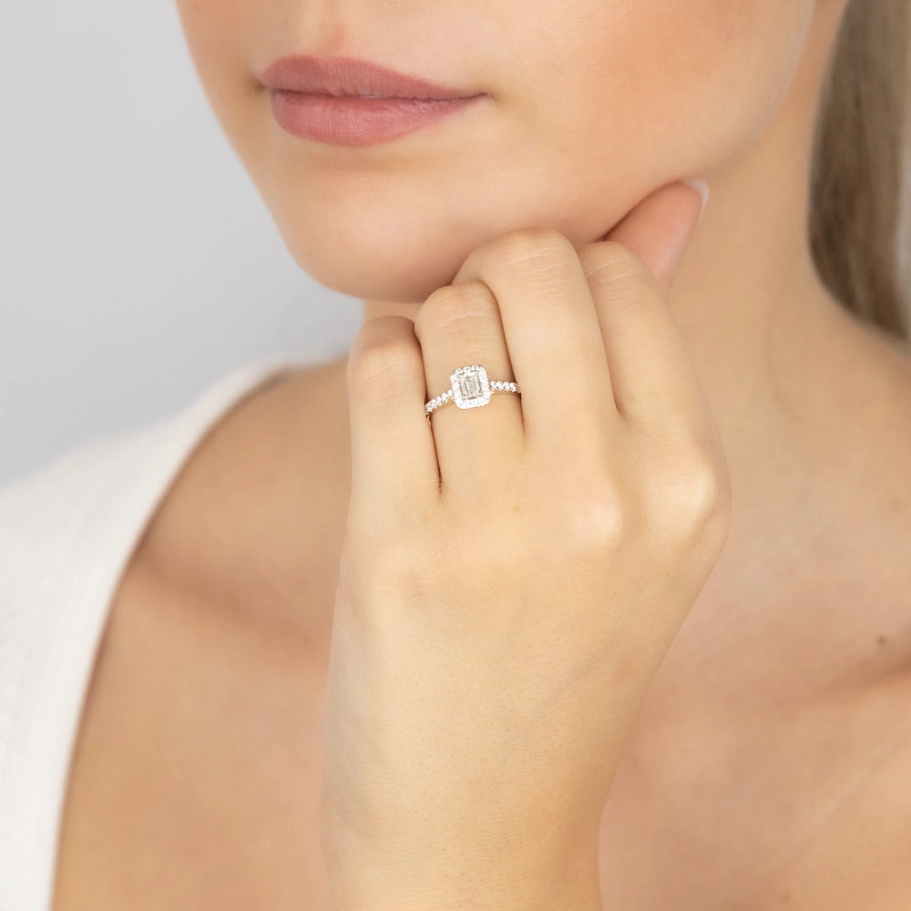 Luminesce Lab Grown 9ct yellow Gold 0.55 Carat Halo Emerald Brilliant Cut Ring