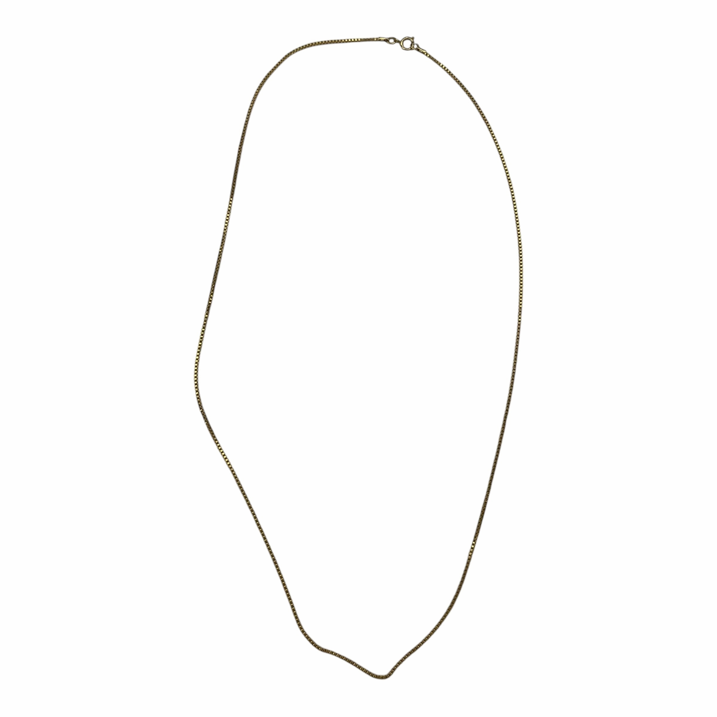 Necklace Chain By Clothes Mentor In Gold