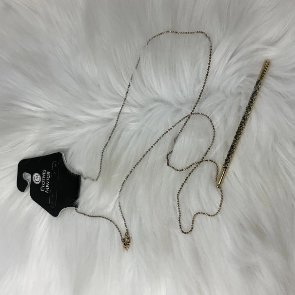 Necklace Charm By Clothes Mentor