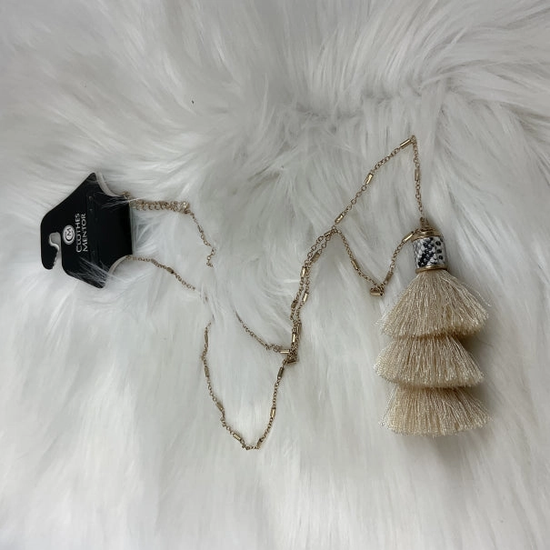 Necklace Charm By Clothes Mentor