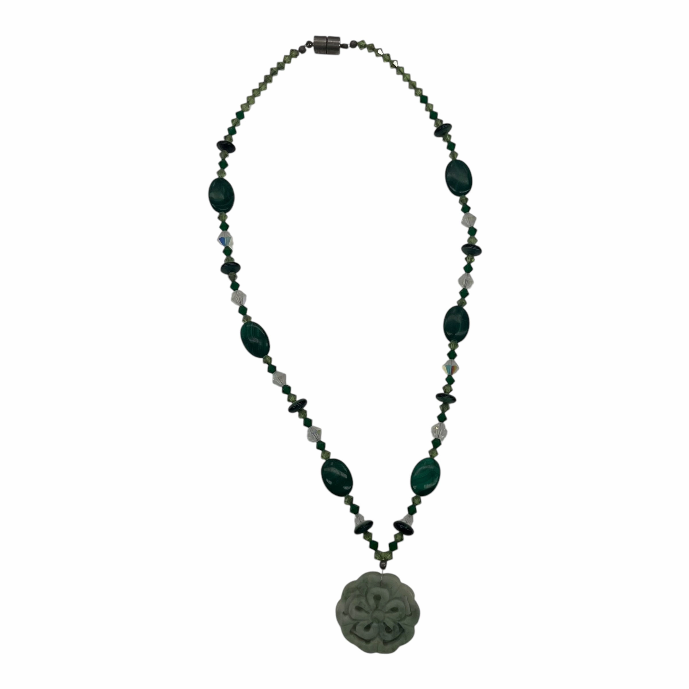 Necklace Charm By Clothes Mentor In Green