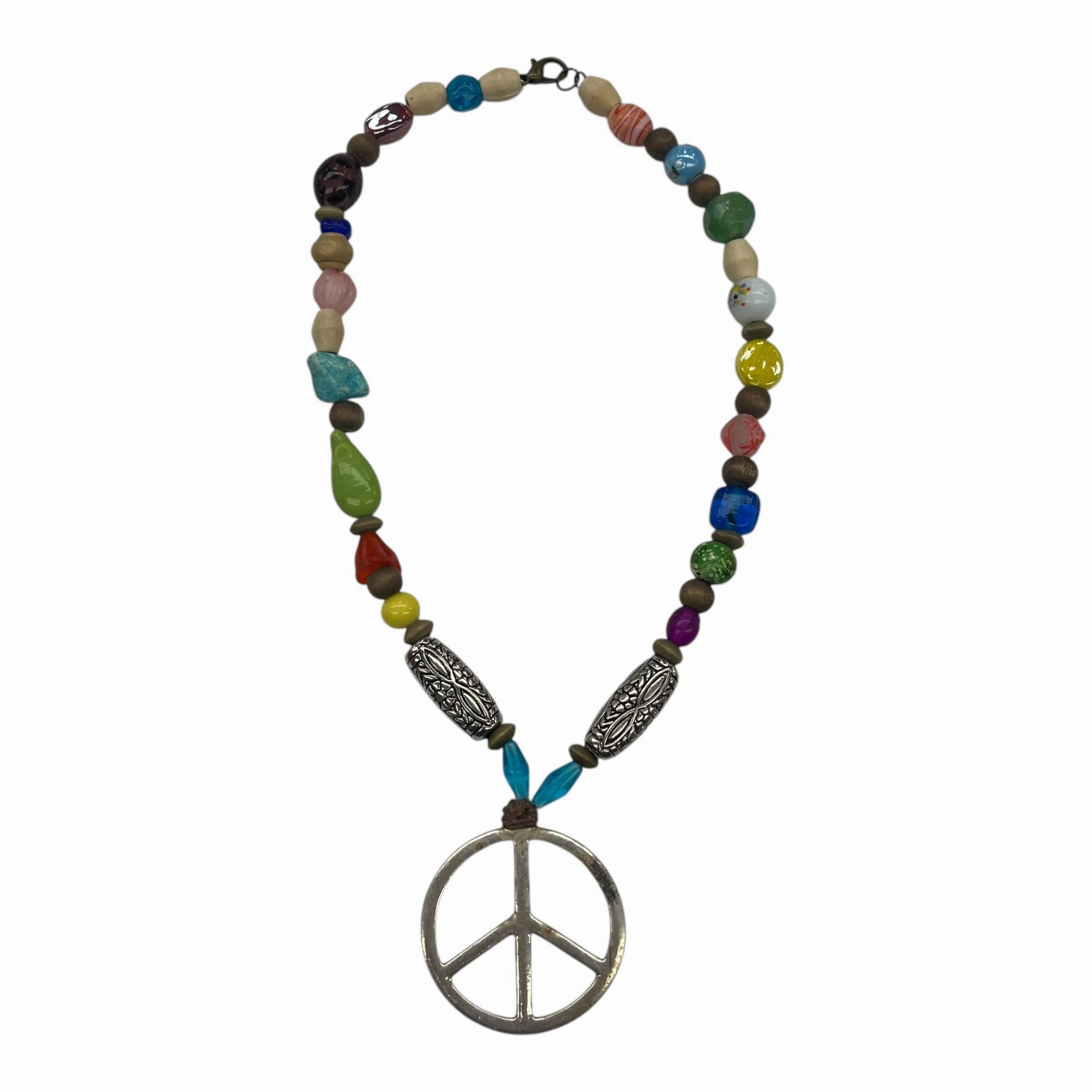 Necklace Charm By Clothes Mentor In Multi