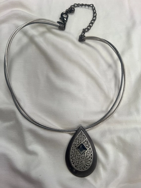 Necklace Choker & Collar By Chicos