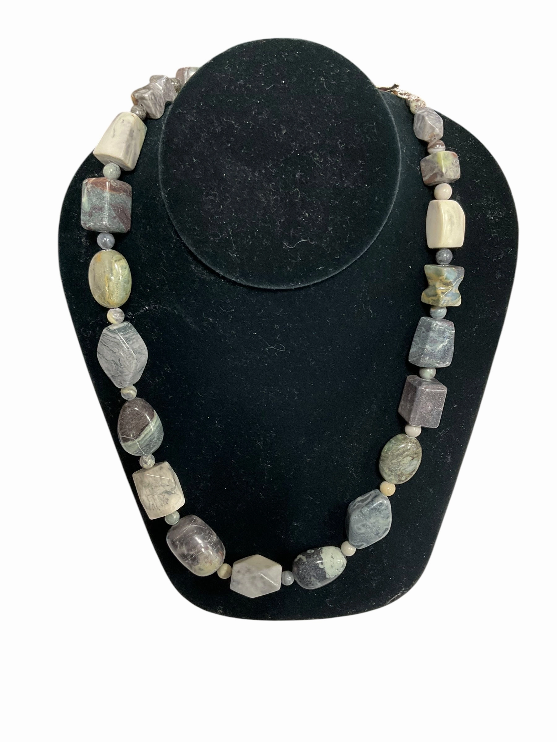 Necklace Other By Clothes Mentor