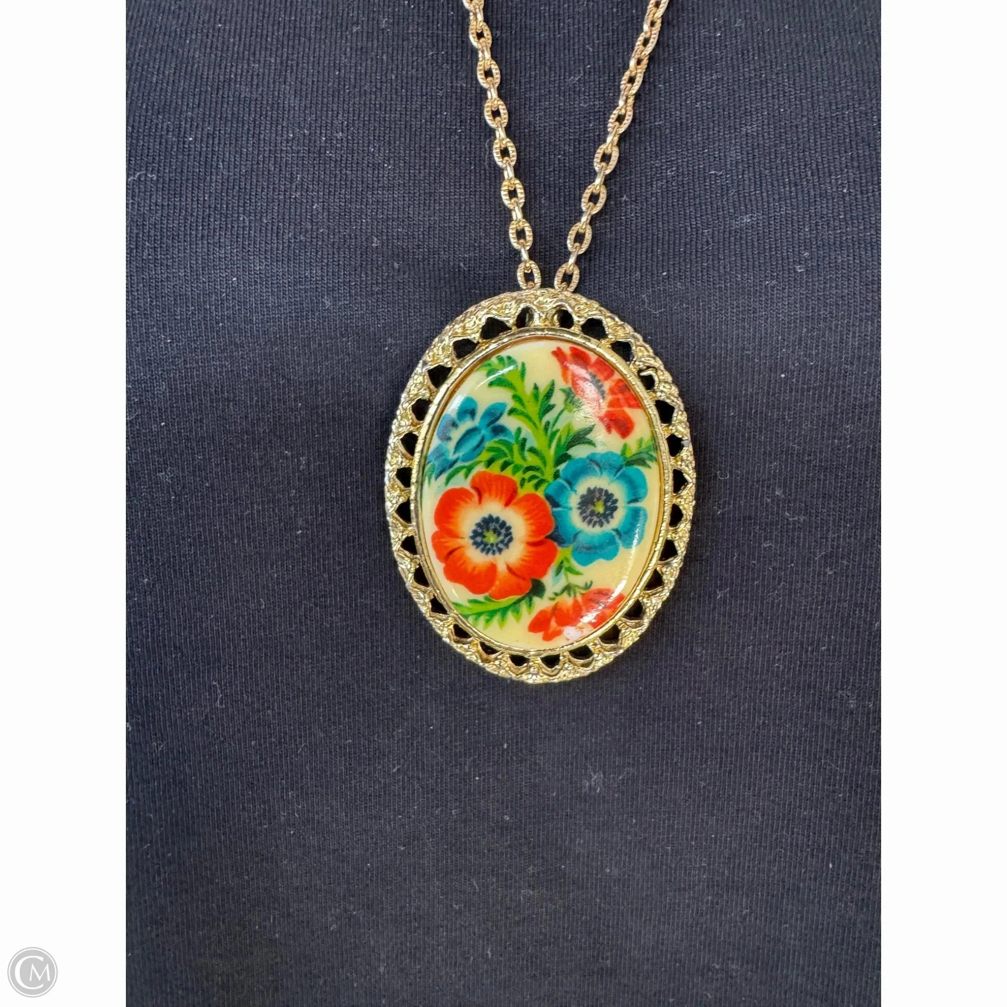 Necklace Pendant By Clothes Mentor