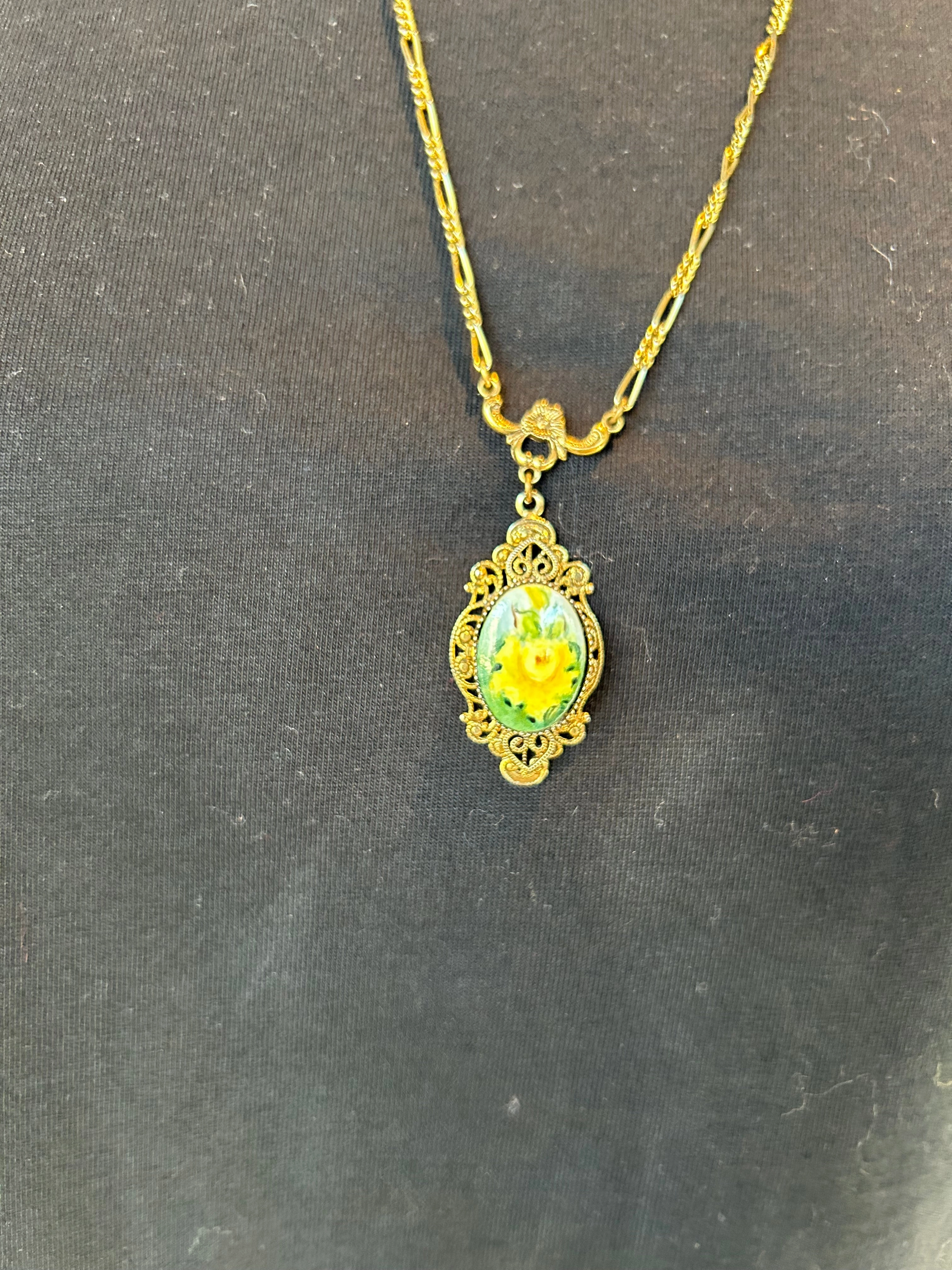 Necklace Pendant By Clothes Mentor
