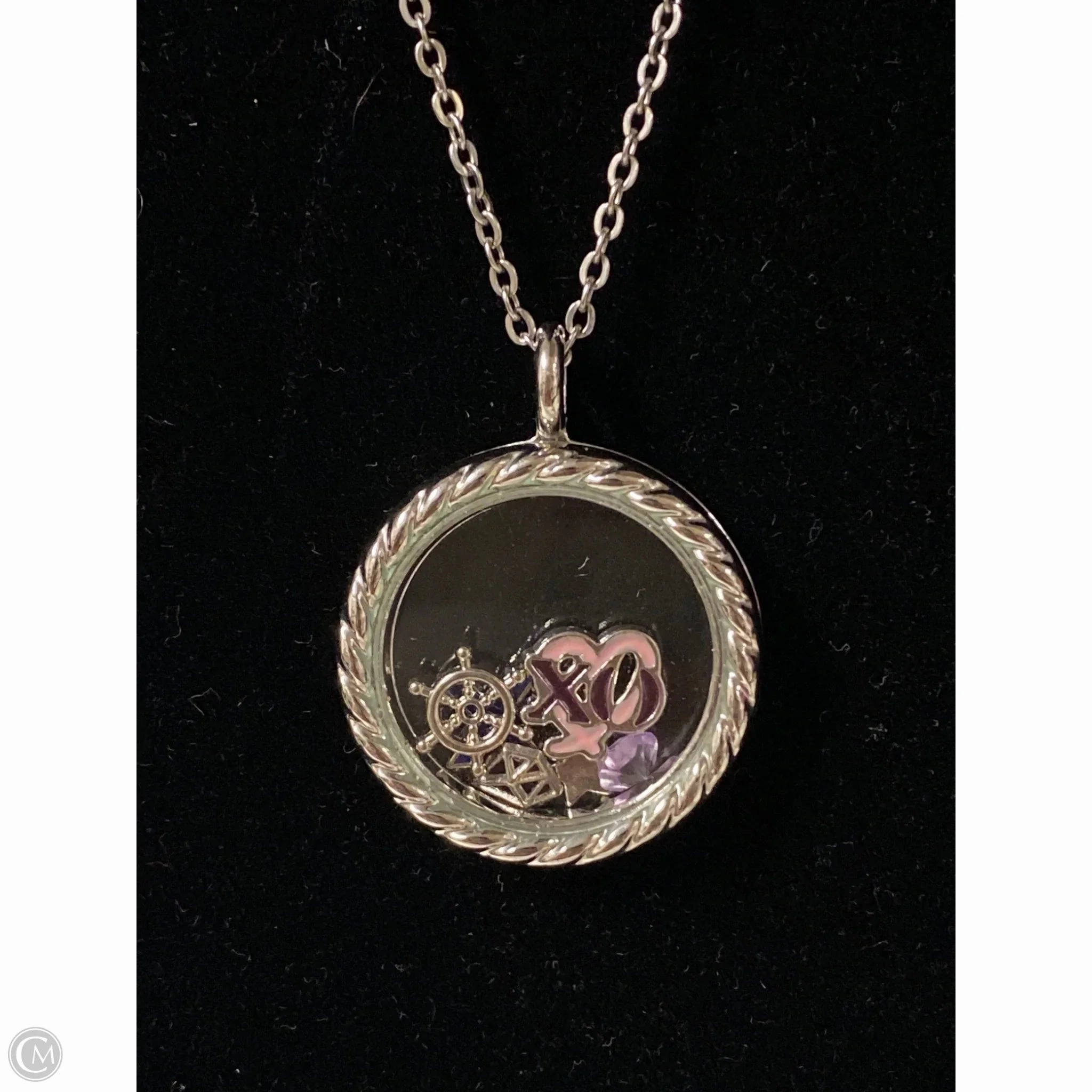 Necklace Pendant By Clothes Mentor