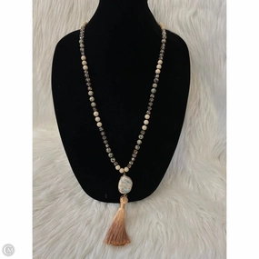 Necklace Pendant By Clothes Mentor