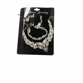 Necklace Set By Fashion Jewelry In Silver