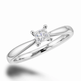 Platinum 0.32ct Princess Cut Diamond Solitaire Engagement Ring