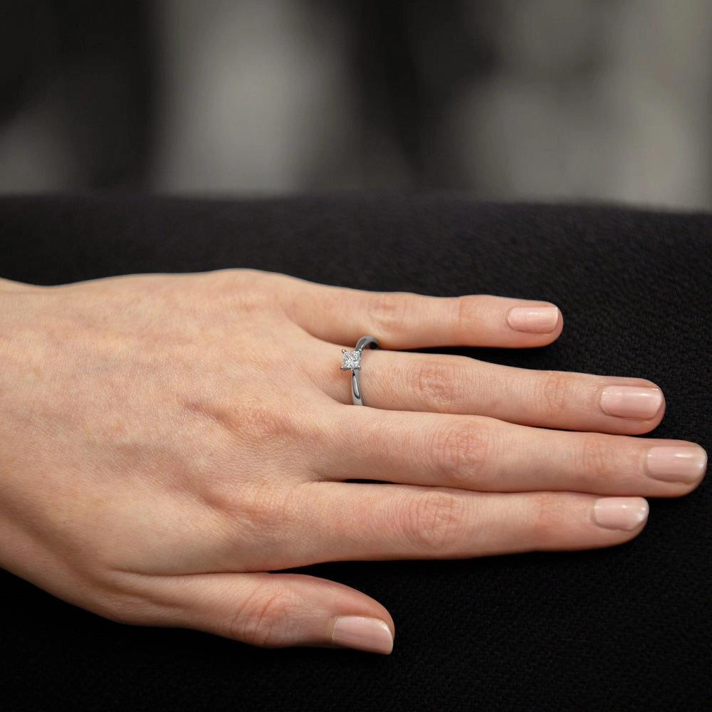 Platinum 0.42ct Princess Cut Diamond Solitaire Engagement Ring