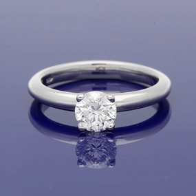 Platinum 0.70ct Certificated Round Brilliant Cut Diamond Solitaire Ring????????