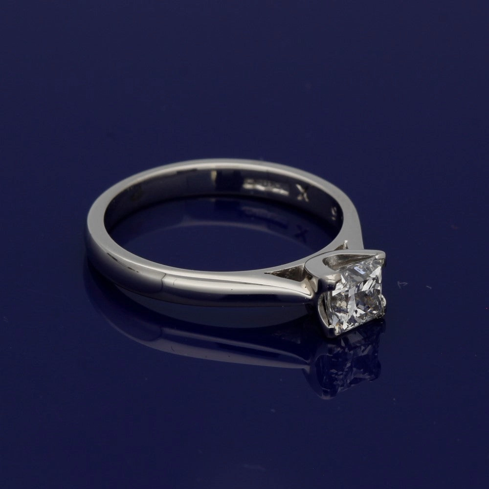 Platinum Certificated Princess Cut Diamond Solitaire Ring