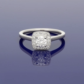 Platinum Diamond Halo Cluster Ring