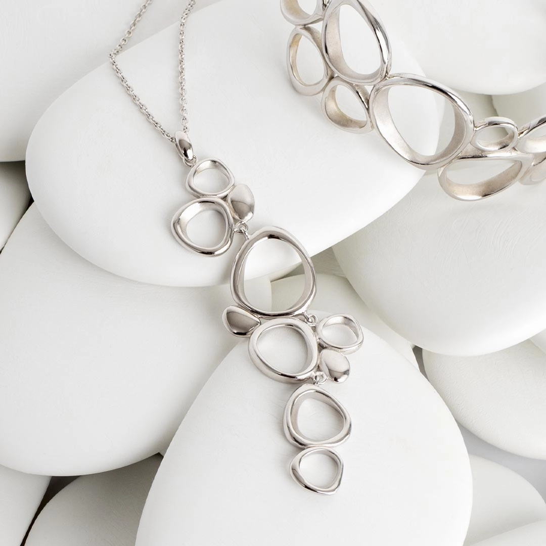 Silver Coast Shore Cascade 20" Necklace