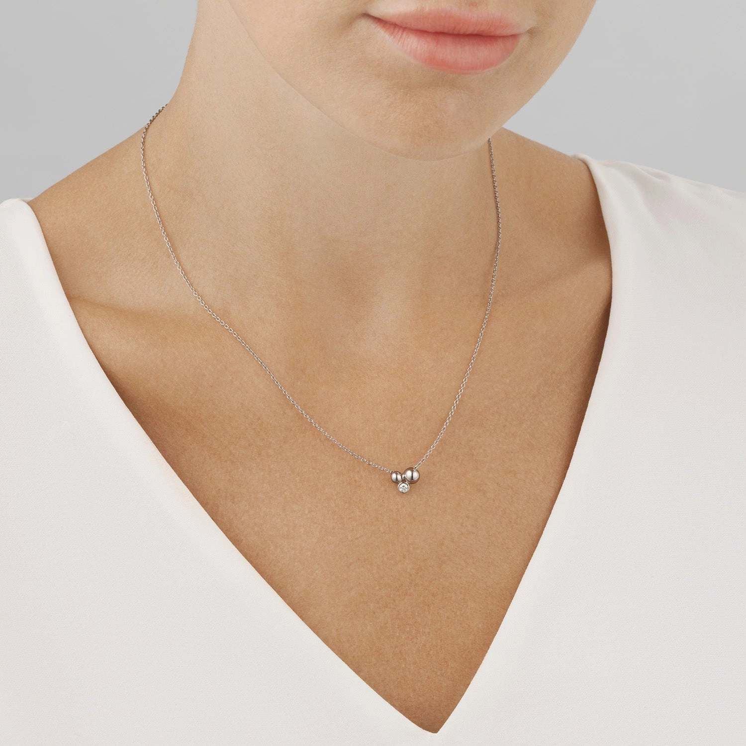 Silver Moonlight Grapes Diamond Set Pendant